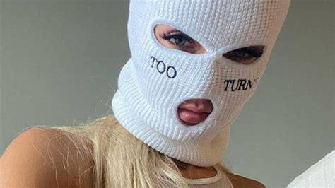 the ski mask girl of leaks|TheSkiMaskGirl accidental face and name reveal。